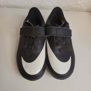 Cleats soccer shoes for kids